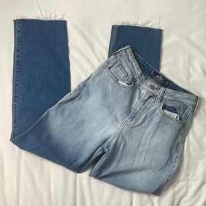 Hollister Ultra High Rise Vintage Straight Jeans